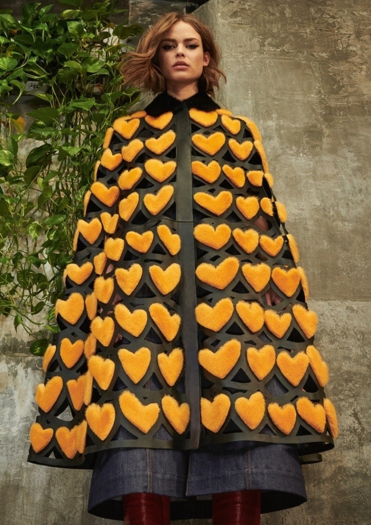 fur-catalogue-2018_01.jpg